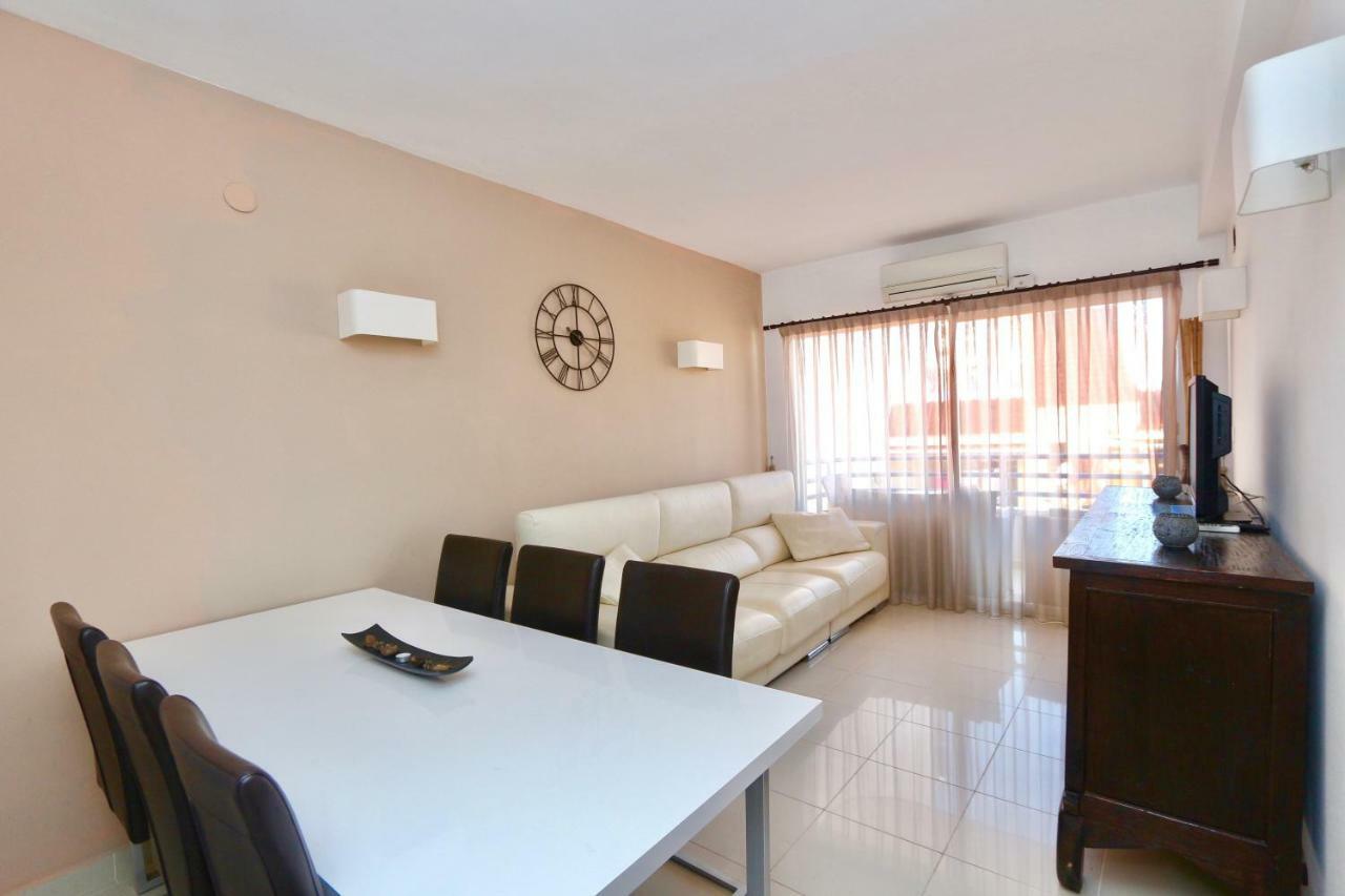 3- Bedroom Apartment In The Centre Of Calpe With Nice Living Room, 1 Bathroom. Luaran gambar