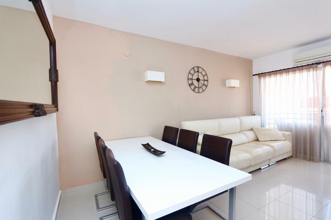 3- Bedroom Apartment In The Centre Of Calpe With Nice Living Room, 1 Bathroom. Luaran gambar